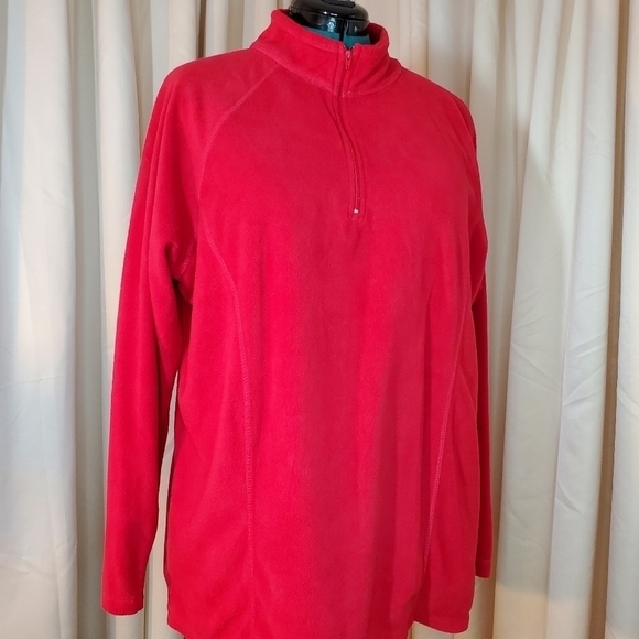 0101. Great Northwest Pullover with Pockets in a Lighter Fleece in RED~ 1X - Picture 2 of 12